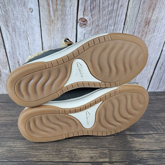 Clarks Breeze Glacier Faux Shearling Ankle Boots Women's Sz 5.5 M Dark Olive - Picture 8 of 9